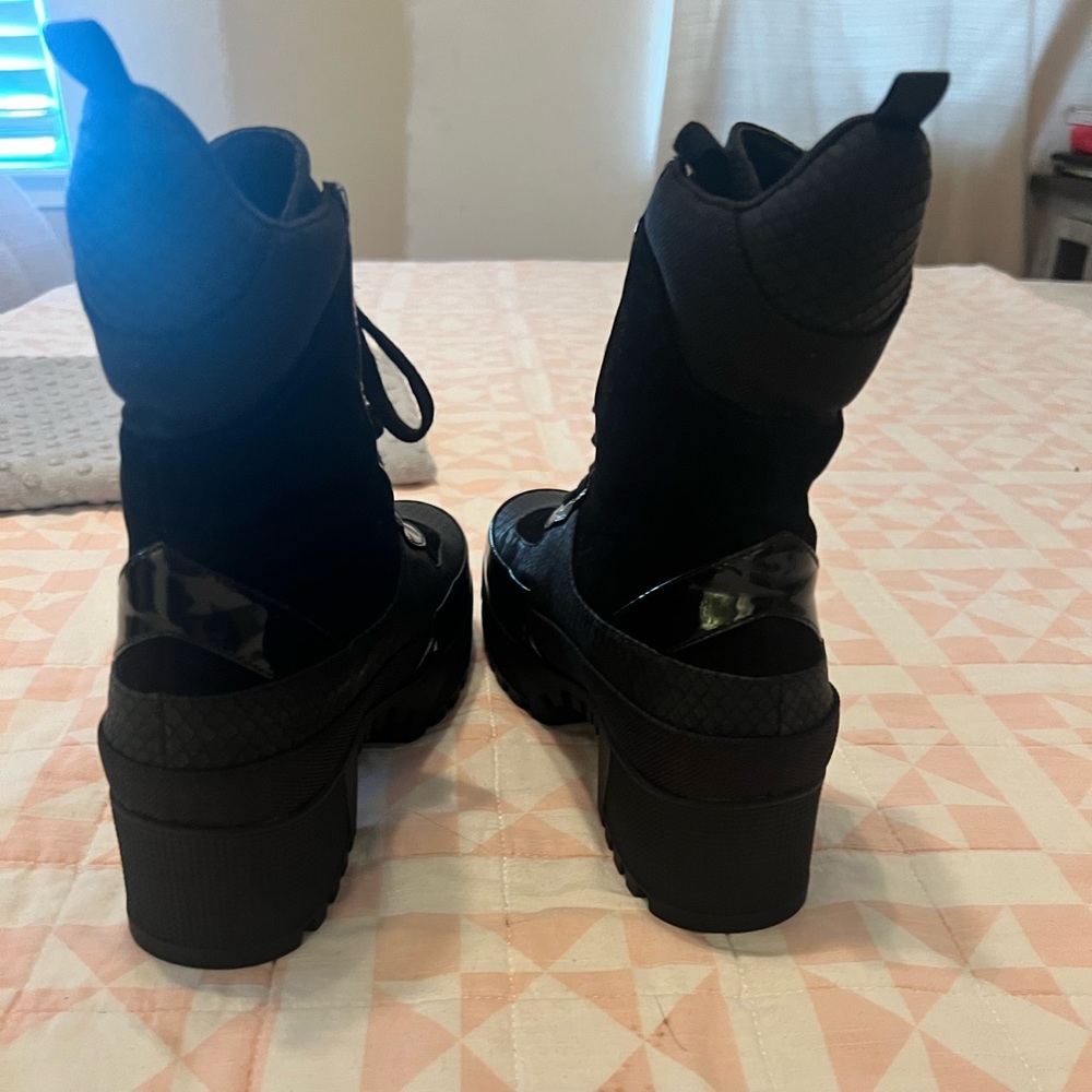 Fashion nova booties